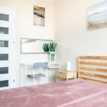 AL-DOM apartamenty Szary Bursztyn